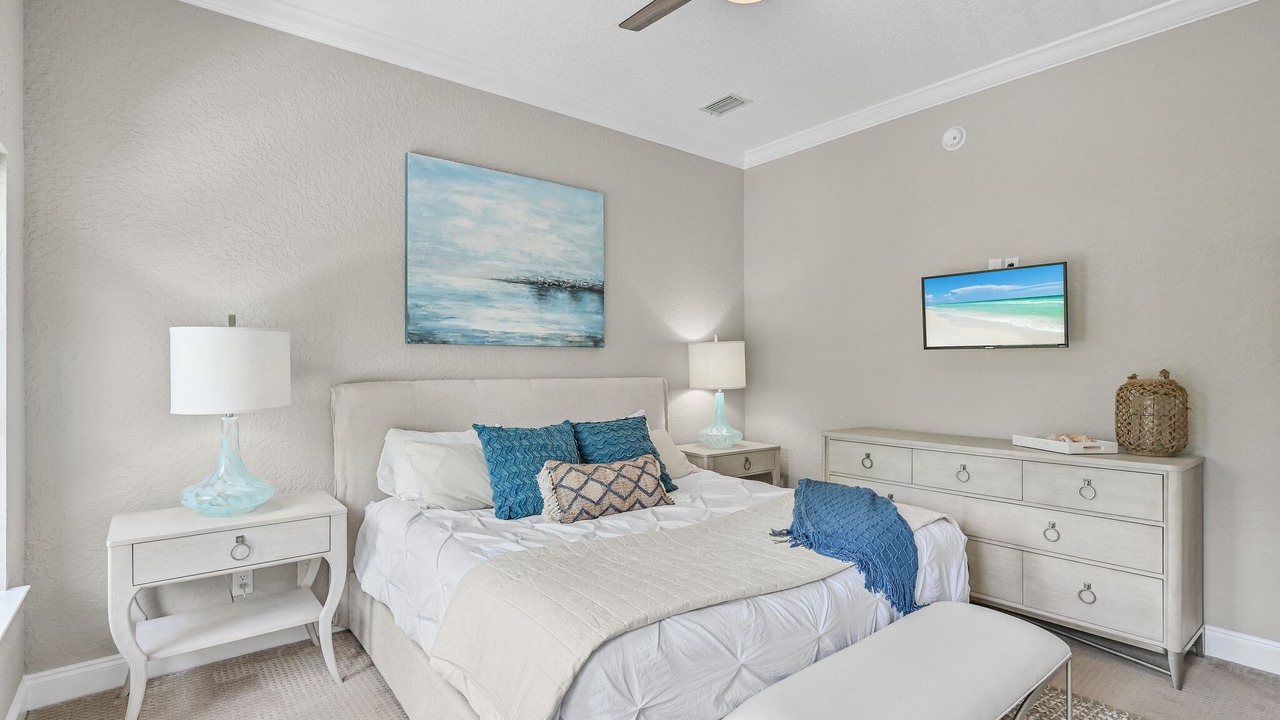 Photo of Bedroom in Gulf Place