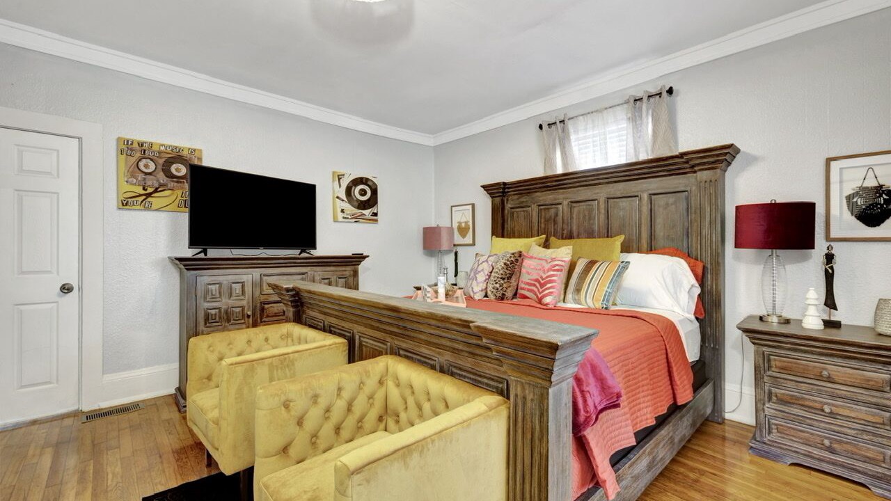 Photo of Bedroom in Acipco-Finley