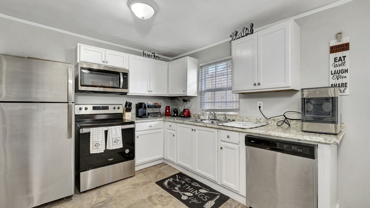 Photo of Kitchen in Acipco-Finley