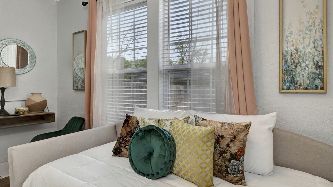 Photo of Bedroom in Acipco-Finley