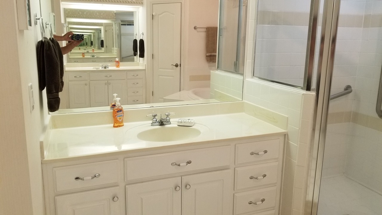 Photo of Bathroom in Ono Island