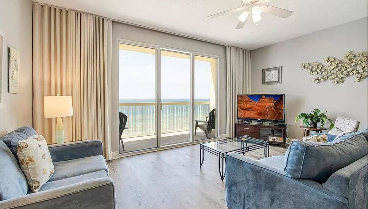 Photo of Livingroom in Miramar Beach