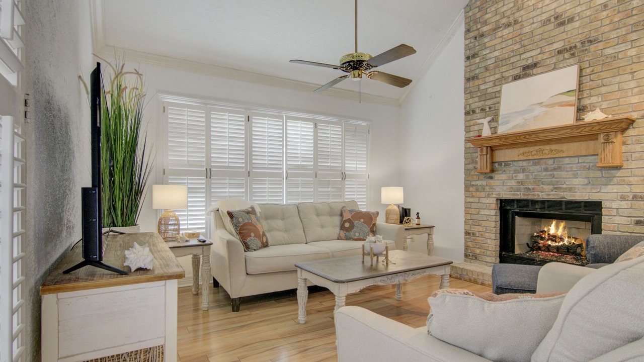 Photo of Livingroom in Lakeview  Jefferson County