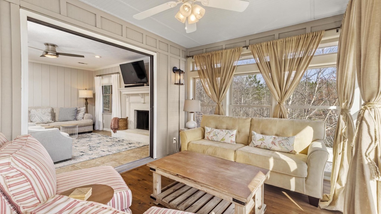 Photo of Bedroom in Dadeville