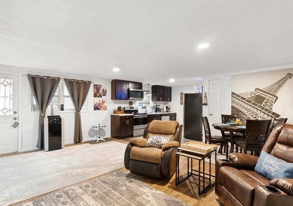 Photo of Livingroom in Ore City
