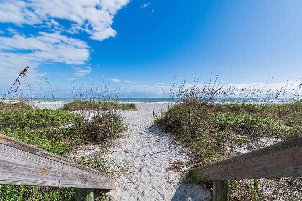 Photo of Others in Cocoa Beach