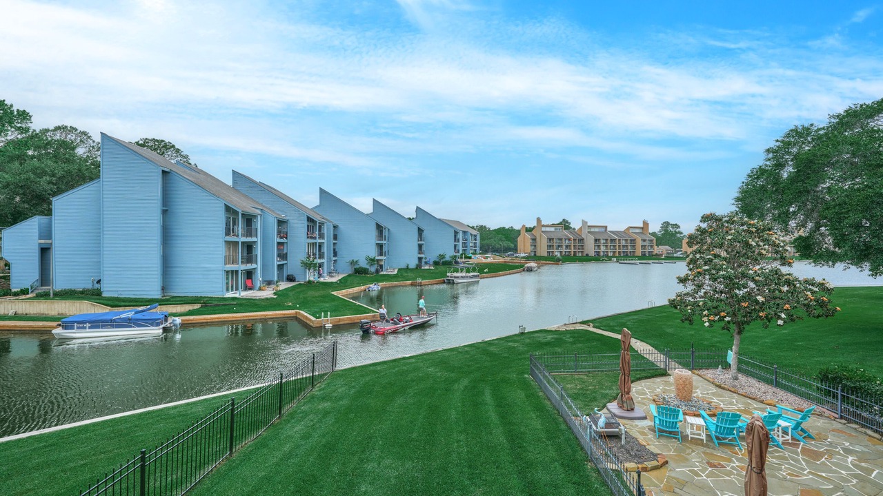 Photo of Outdoor in Walden on Lake Conroe