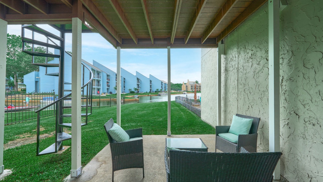 Photo of Outdoor in Walden on Lake Conroe