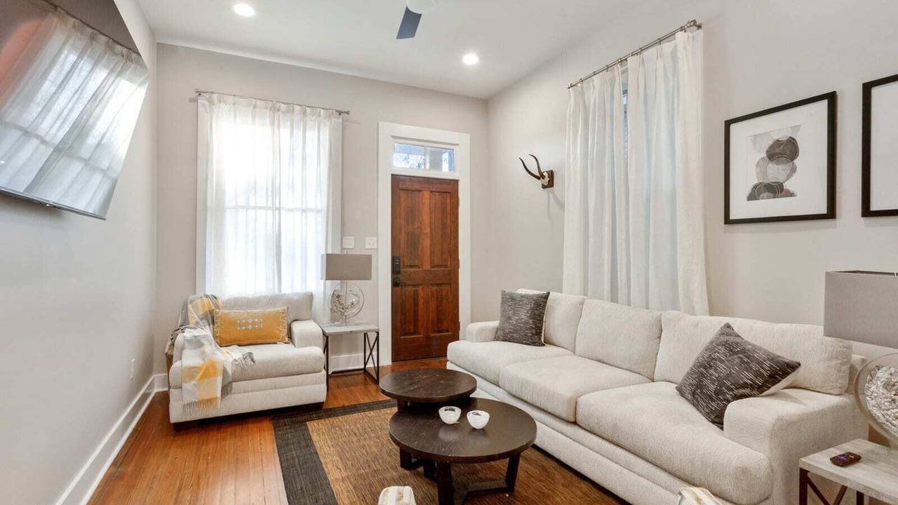 Photo of Livingroom in Faubourg Delassize