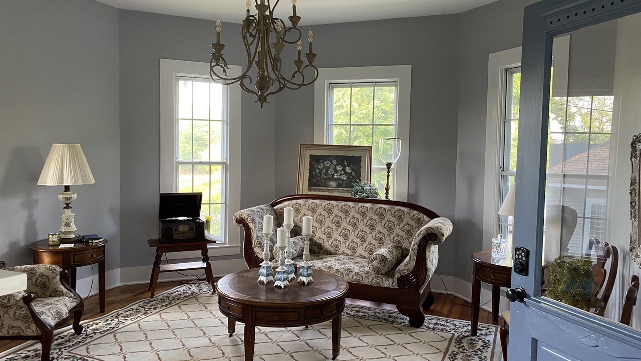 Photo of Livingroom in Summit