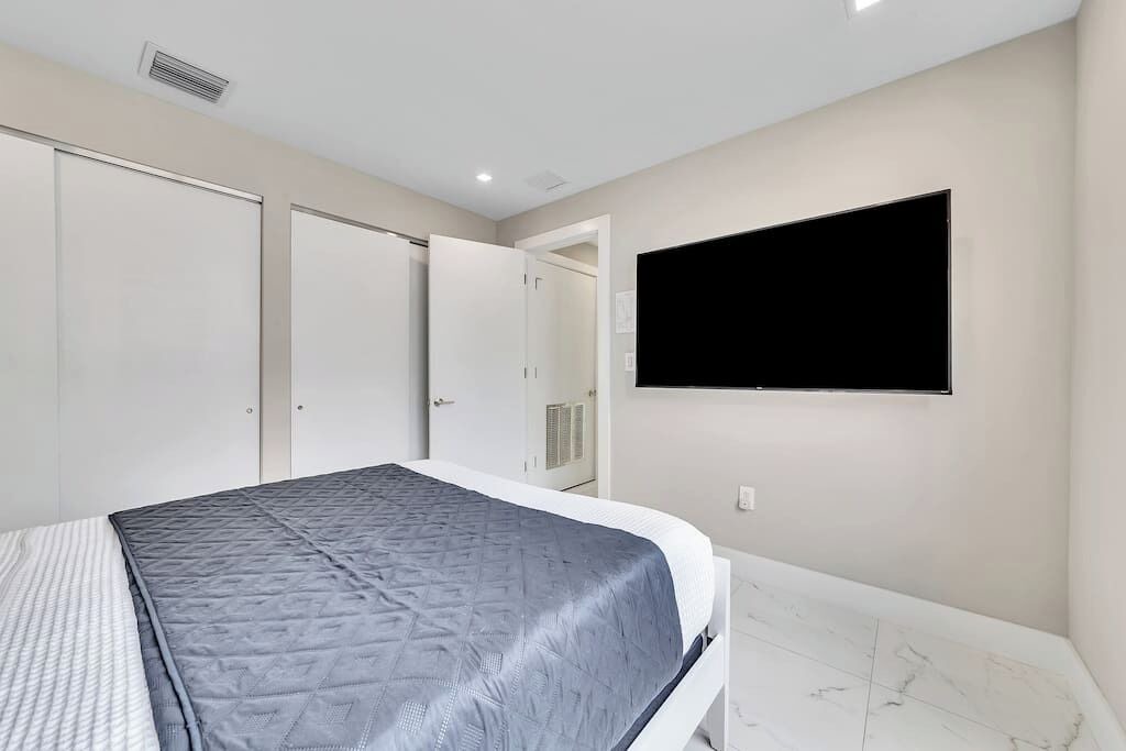 Photo of Bedroom in Tarpon River