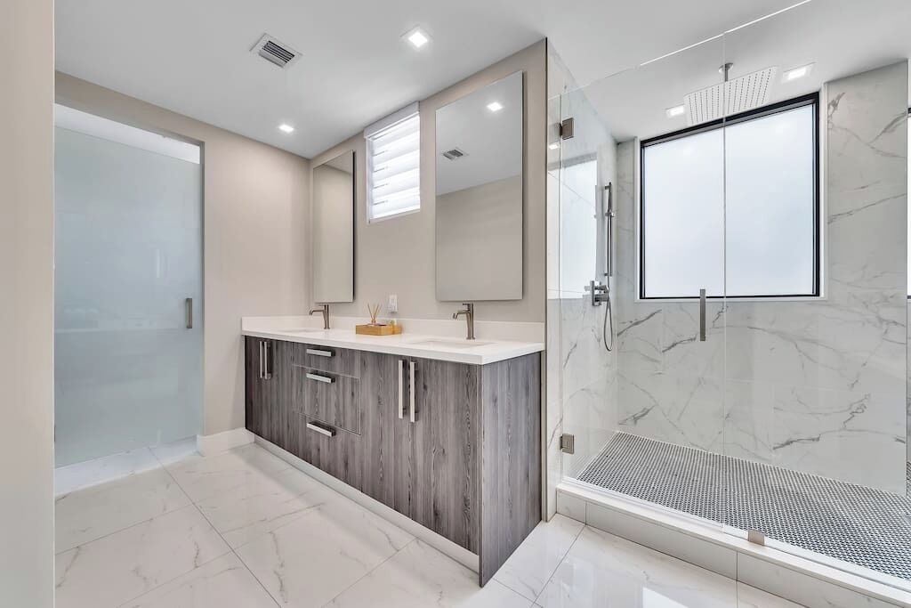 Photo of Bathroom in Tarpon River