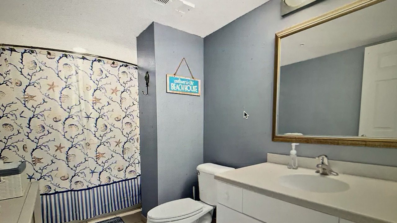 Photo of Bathroom in Ortona Park