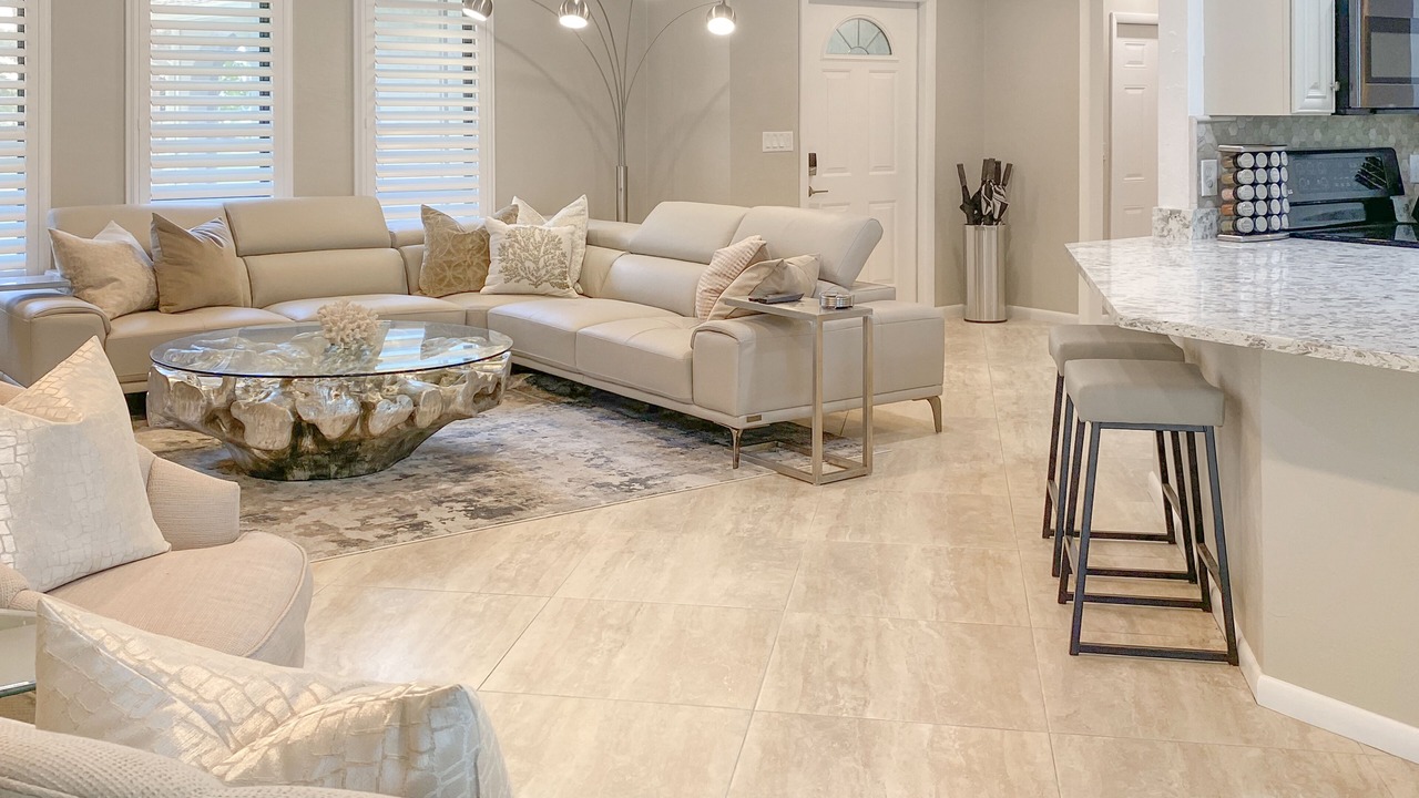 Photo of Livingroom in East Naples
