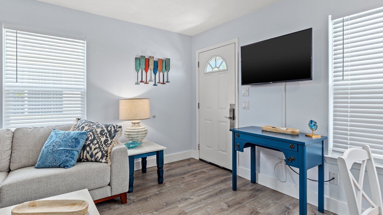 Photo of Livingroom in Bahama Beach