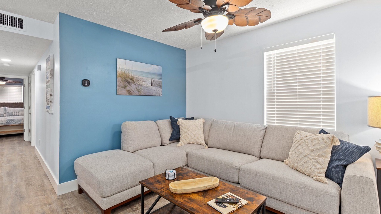 Photo of Livingroom in Bahama Beach
