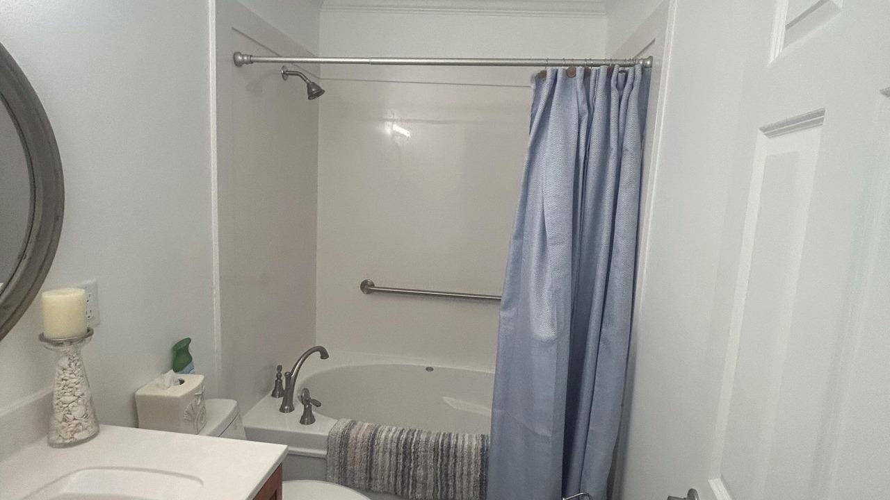 Photo of Bathroom in Lake Catherine