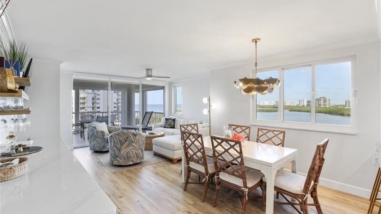 Photo of Bedroom in Park Shore