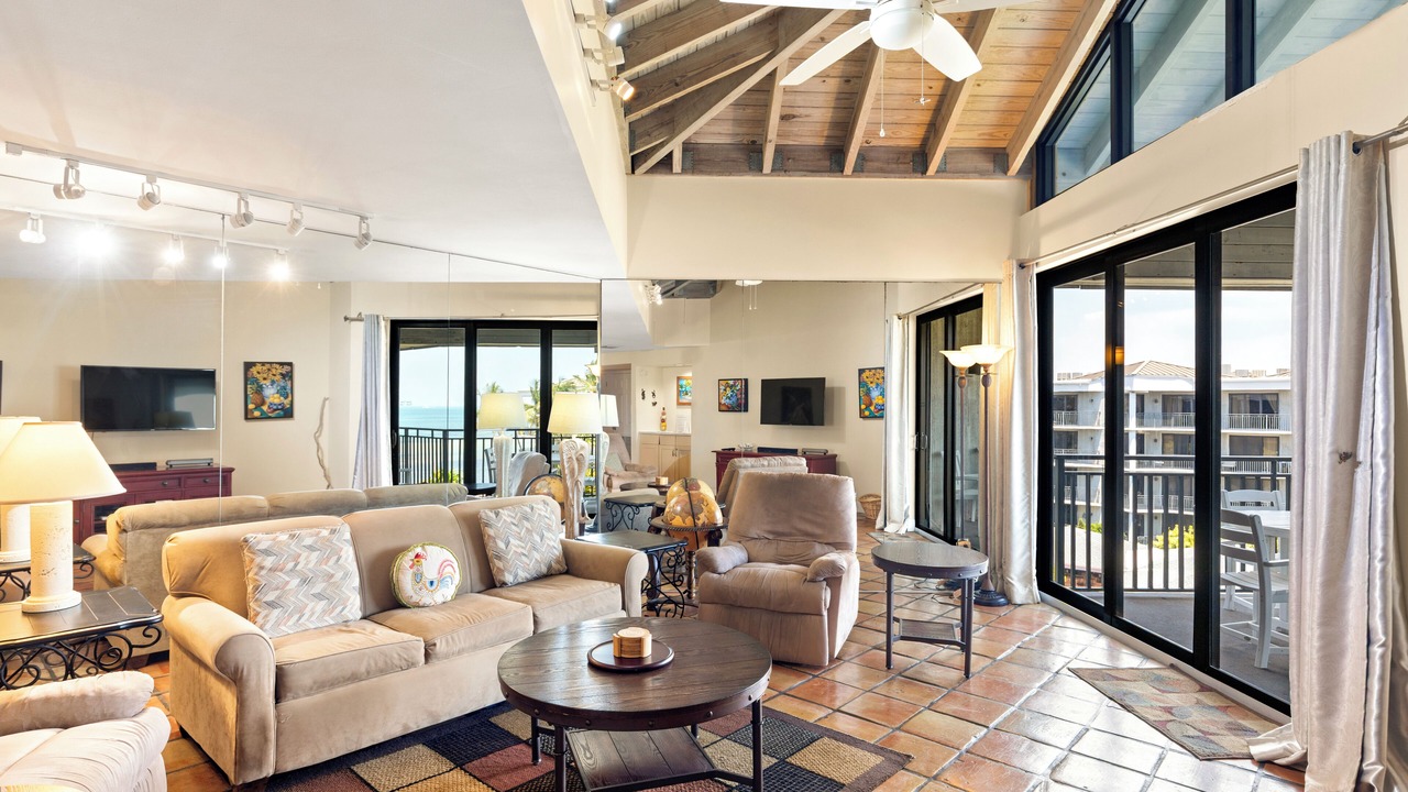 Photo of Livingroom in Midtown