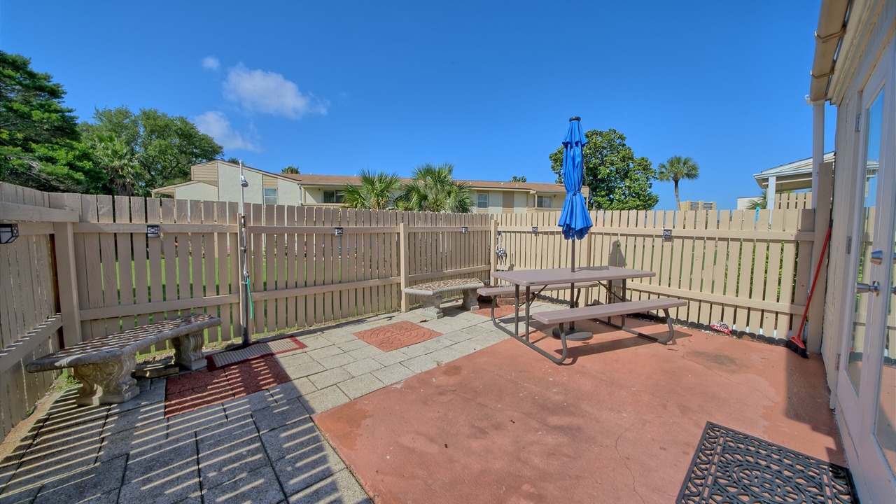 Photo of Outdoor in Summer Breeze