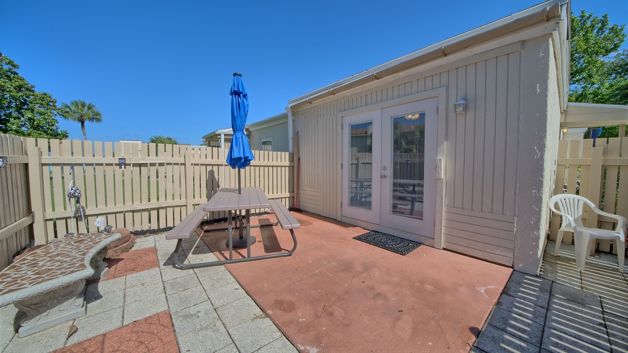 Photo of Outdoor in Summer Breeze