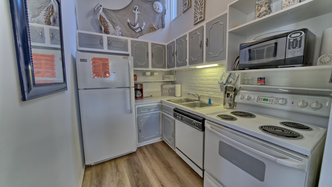 Photo of Kitchen in Summer Breeze
