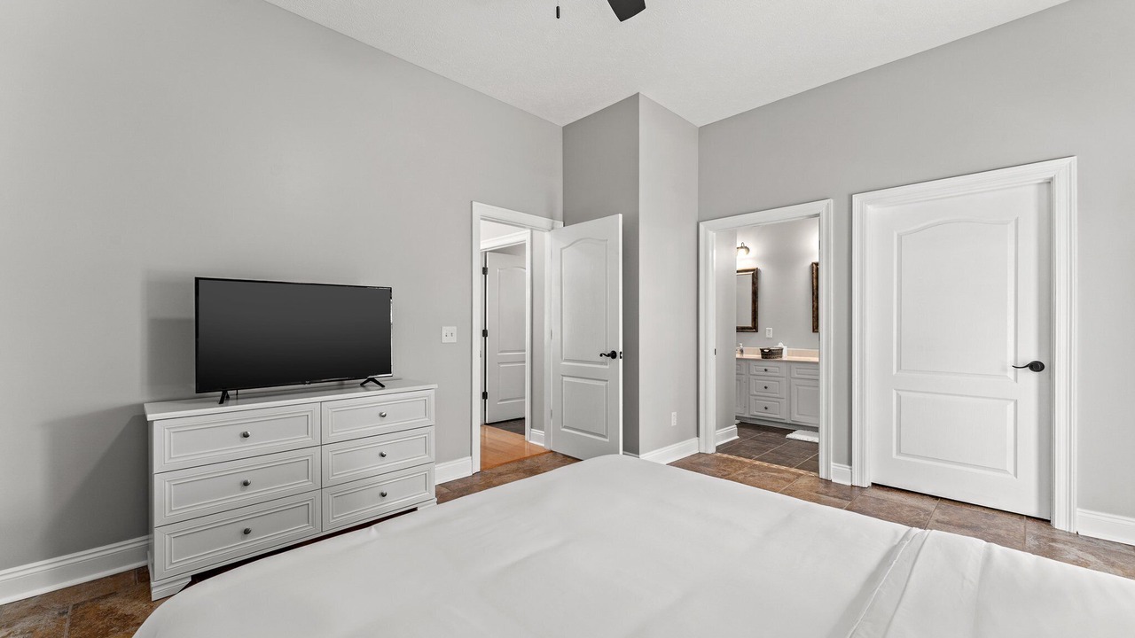 Photo of Bedroom in Holiday Beach