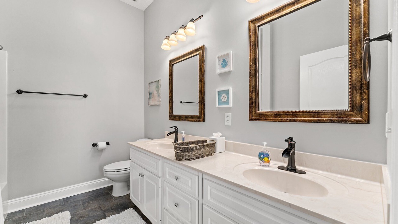 Photo of Bathroom in Holiday Beach