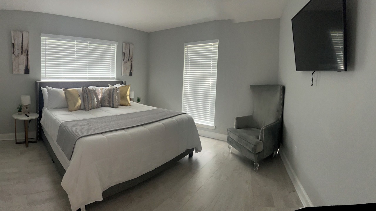 Photo of Bedroom in Broadmoor