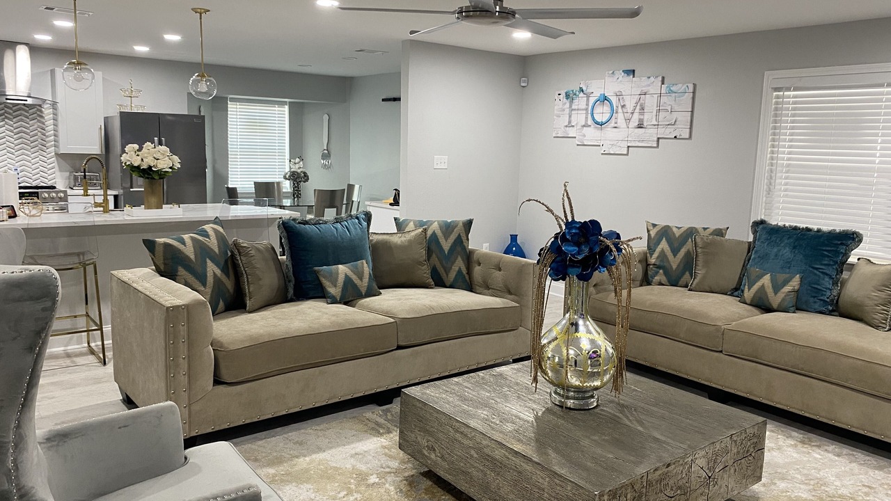 Photo of Livingroom in Broadmoor