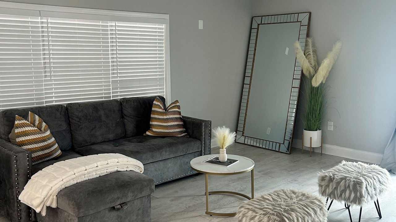 Photo of Livingroom in Broadmoor