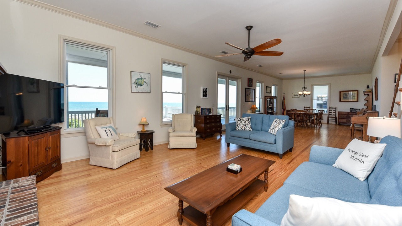 Photo of Livingroom in Sea Palm Village