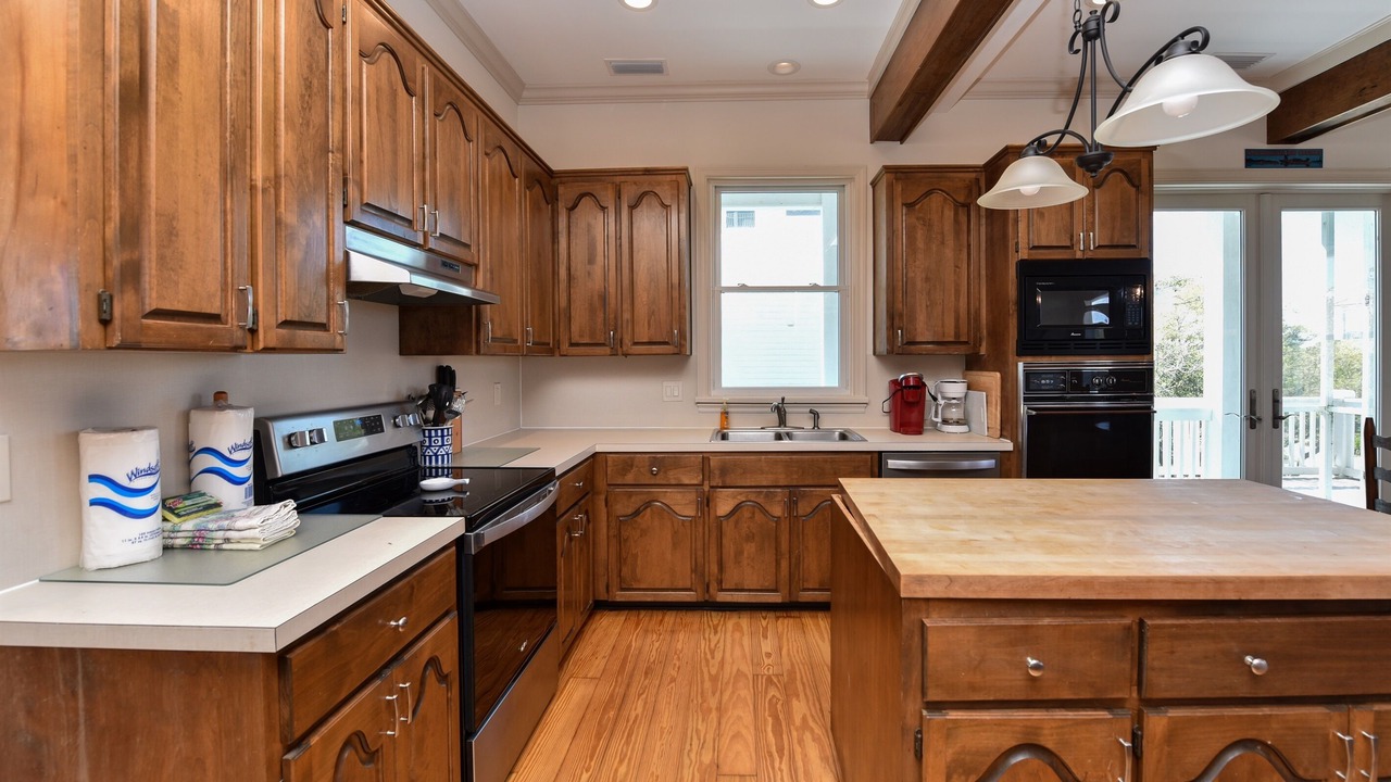 Photo of Kitchen in Sea Palm Village