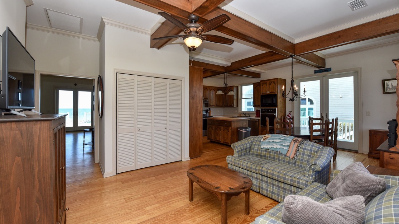 Photo of Livingroom in Sea Palm Village