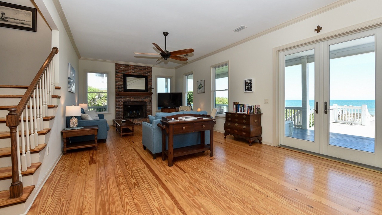 Photo of Livingroom in Sea Palm Village