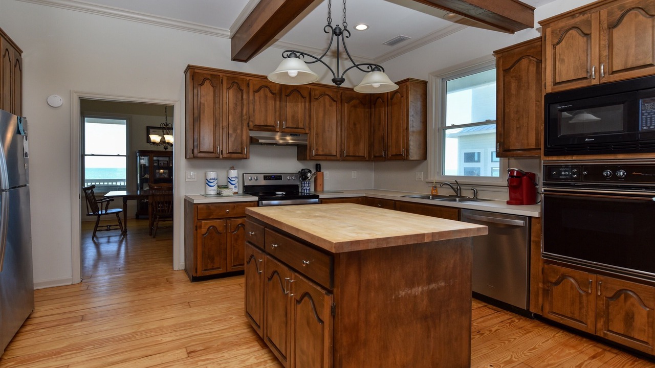 Photo of Kitchen in Sea Palm Village