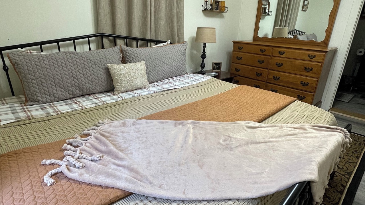 Photo of Bedroom in Broaddus