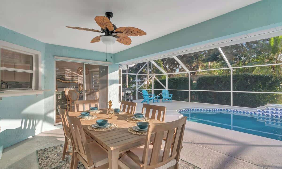 Photo of Outdoor in Sebastian Highlands