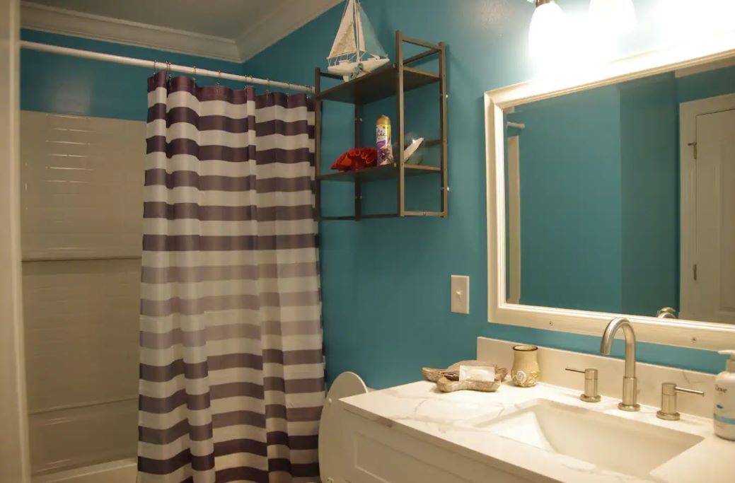 Photo of Bathroom in Waveland