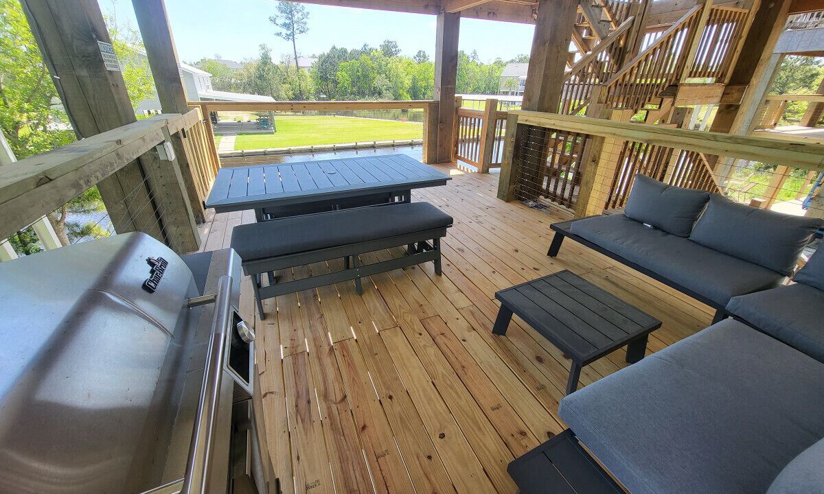 Photo of Patio Balcony in Shoreline Park