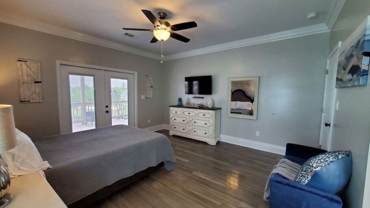 Photo of Bedroom in Shoreline Park