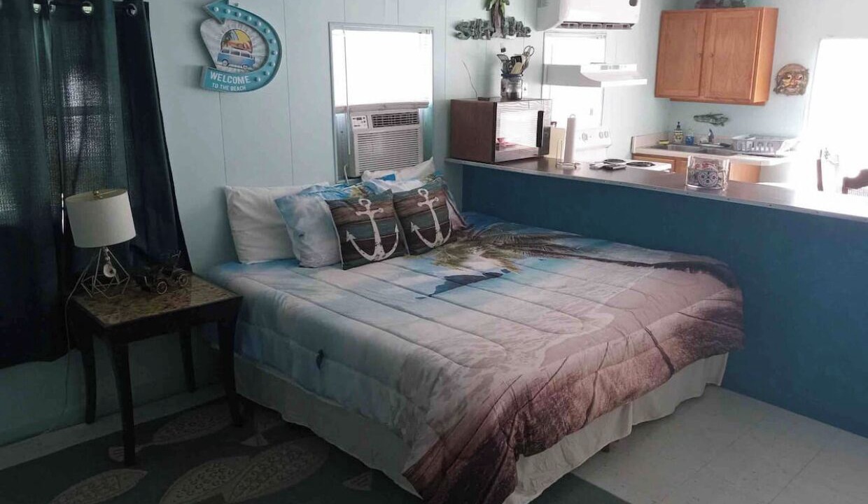 Photo of Bedroom in Apalachicola