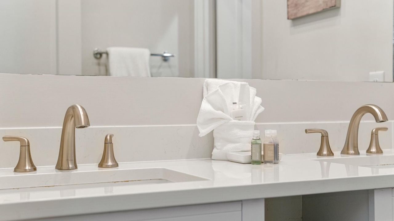 Photo of Bathroom in Treetop