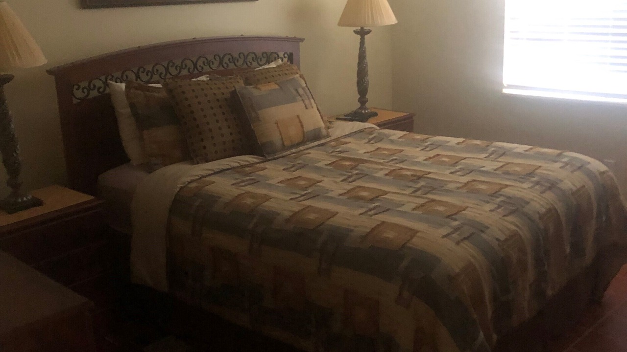 Photo of Bedroom in Midtown
