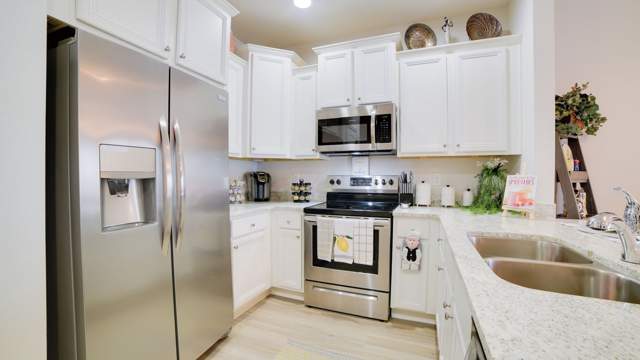 Photo of Kitchen in Upper Grand Lagoon