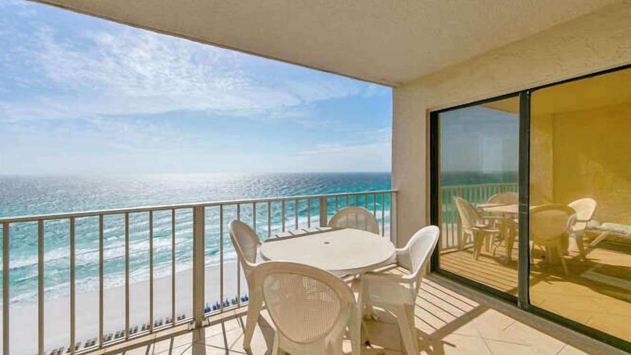 Photo of Patio Balcony in Biltmore Beach