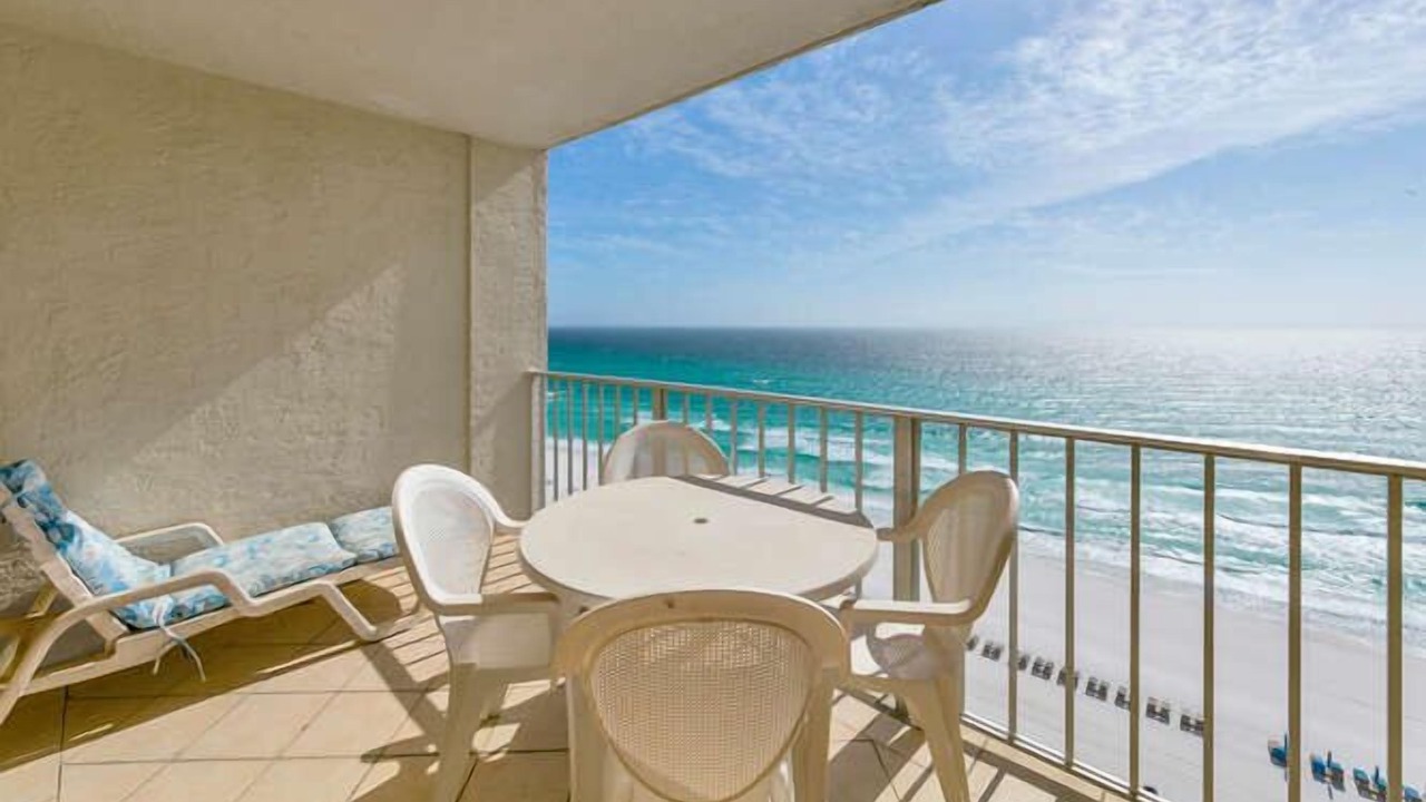 Photo of Patio Balcony in Biltmore Beach