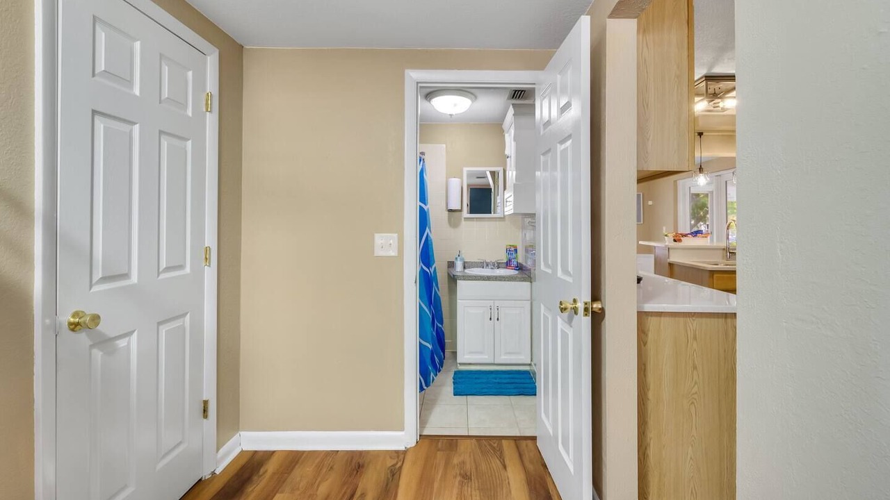 Photo of Bathroom in Hudson Beach Estates