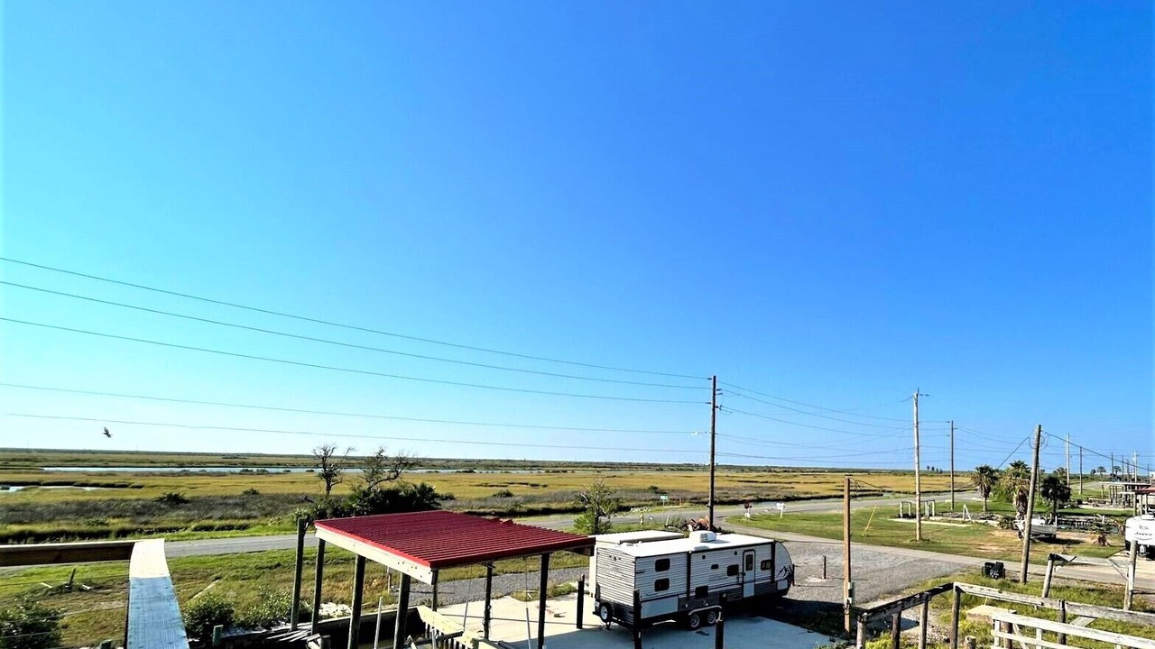 Photo of Outdoor in Golden Meadow