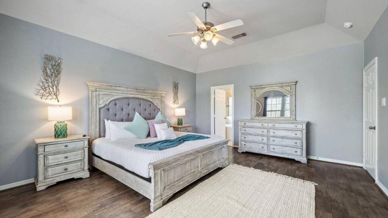 Photo of Bedroom in El Lago